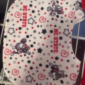 NC State Kids Bib - Red and Black